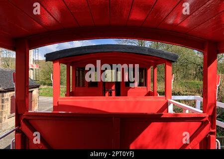 Im Inneren der Brake Vans an der High Peak Junction am Cromford Canal, Derbyshire, England Stockfoto