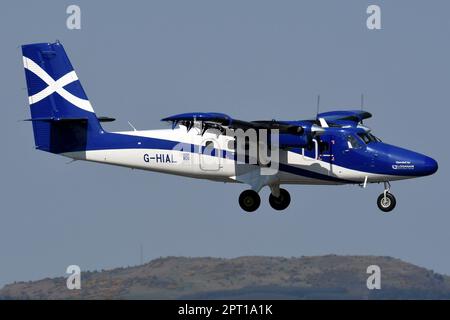 LOGANAIR DHC-6-400 TWIN OTTER G-HIAL. Stockfoto