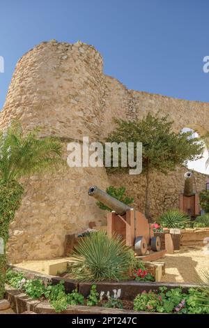 Kleine und charmante Altstadt, Labyrinth aus Straßen und Treppen die Geschichte der Stadt Calpe und ihrer schönsten Ecken, Alicante, Spanien, Europa Stockfoto