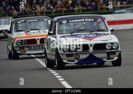 Myles Poulton, Triumph Dolomite Sprint, Tim Clarke, Triumph Dolomite Sprint, Gordon Spice Trophy, Heat 2 für Limousinen der Gruppe 1, die im Ye gefahren sind Stockfoto