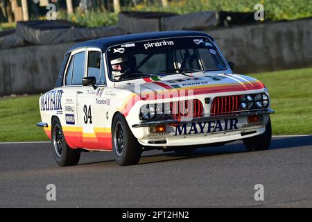 Tim Clarke, Triumph Dolomite Sprint, Gordon Spice Trophy, Heat 2, für Limousinen der Gruppe 1, die in den Jahren 1970 bis 1982 Rennen, laufen mit zwei zwanzig HE Stockfoto