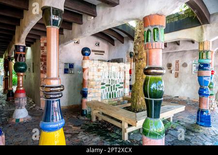 Hundertwasser Public Toilets, Kawakawa, Northland, Neuseeland. Stockfoto