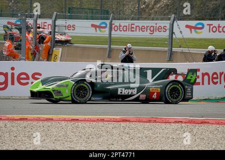 Spa Franchorchamps, Belgien. 27. April 2023. 04/27/2023, Circuit de Spa-Francorchamps, Spa-Francorchamps, WEC - TotalEnergies 6 hours of Spa-Francorchamps, in the picture FLOYD VANWALL RACING TEAM, Vanwall Vandervell 680, Tom Dillmann (FRA), Esteban Guerrieri (ARG), Jacques Villeneuve ( CAN) Live News: dpa/Alamy News Stockfoto