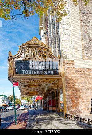 Loew's Kings Theatre, ein klassischer Filmpalast aus dem Jahr 1929, wurde 2013-2014 nach mehr als 35 Jahren der Vernachlässigung restauriert. Stockfoto