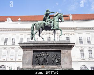Reiterstatue von Kaiser Josef II., hergestellt von Franz Anton Zauner, Josefsplatz, Wien, Österreich Stockfoto