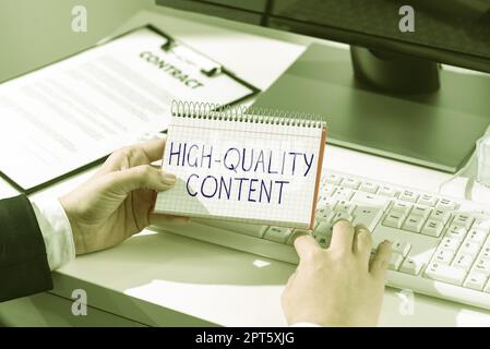 Text, der Inspiration zeigt High Quality Content, Konzept bedeutet Website ist nützlich, informativ, ansprechend für das Publikum Stockfoto