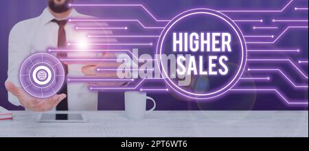 Konzeptionelle Darstellung höherer Umsatz, Konzept bedeutet, dass die durchschnittlich verkauften Produkte und Dienstleistungen eines Unternehmens gewachsen sind Stockfoto