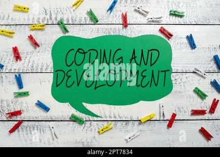 Inspiration zeigt Zeichen Codierung und Entwicklung, Konzeptfoto Programmierung Aufbau einfacher Montageprogramme Stockfoto