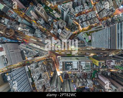 Causeway Bay, Hong Kong 11. Dezember 2021: Blick von oben auf Hong Kong City Stockfoto