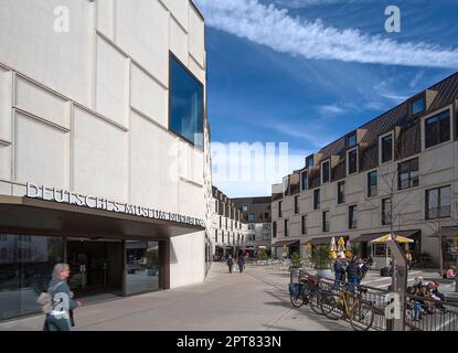 Augustinerhof mit dem neuen Deutschen Museum Nürnberg, Future Museum, Nürnberg, Mittelfrankreich, Bayern, Deutschland Stockfoto