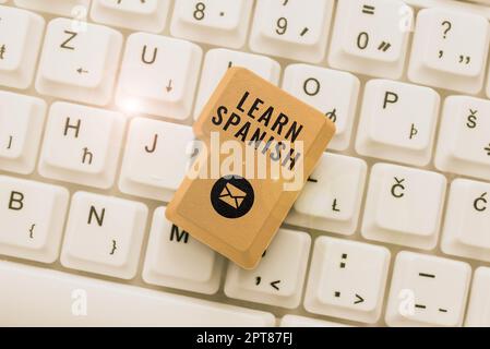 Handschriftentext Spanisch lernen, Konzept bedeutet Übersetzung Sprache in Spanien Vokabeldialektalektsprache Stockfoto