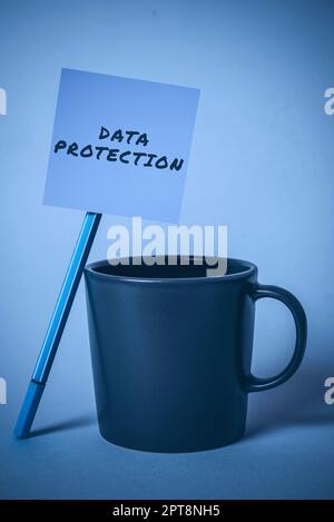 Handschriftschild Datenschutz, Unternehmensübersicht Schutz von Informationen vor einer möglichen Datenschutzverletzung Stockfoto