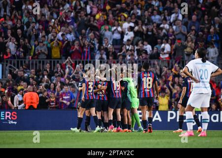 Barcelona, Barcelona, Spanien, Spanien. 27. April 2023. BARCELONA, SPANIEN – 27. APRIL: Spiel zwischen dem FC Barcelona und Chelsea im Rahmen des Halbfinals Leg 2 von 2 der UEFA Women's Champions League am 27. April 2023 im Spotify Camp Nou in Barcelona, Spanien. (Kreditbild: © Sara Arib/PX Imagens via ZUMA Press Wire) NUR REDAKTIONELLE VERWENDUNG! Nicht für den kommerziellen GEBRAUCH! Stockfoto