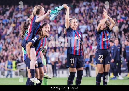 Barcelona, Spanien. 27. April 2023. Barcelona während des Halbfinalspiels der UEFA Womens Champions League zwischen Barcelona und Chelsea im Spotify Camp Nou in Barcelona, Spanien (Natalie Mincher/SPP) Guthaben: SPP Sport Press Photo. Alamy Live News Stockfoto