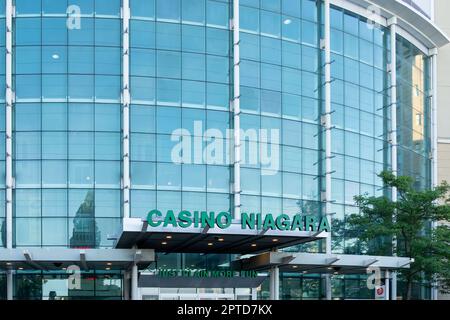 Niagara Falls, Ontario, Kanada - 23. Juli 2022: Der Eingang zum Casino Niagara in Niagara Falls, Ontario, Kanada. Stockfoto