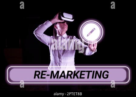 Handschriftentext Re Marketing, Word for Strategy, um potenzielle Kunden auf Ihrer Website zu erreichen Stockfoto