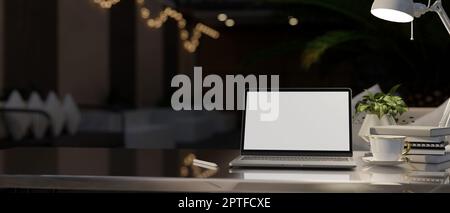 Arbeitsplatz in der Nacht im Büro mit Laptop-Computer-Modell mit weißem Bildschirm, Tischleuchte und Zubehör auf einem Tisch. 3D-Rendering, 3D-Abbildung Stockfoto