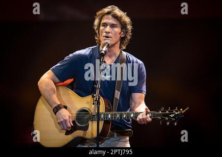 Joe Nichols tritt am 25. April 2023 im Still Playin' Possum - George Jones Tribute in der Propst Arena in Huntsville, Alabama, auf. Kredit: Jamie Gilliam/Der Fotozugang Stockfoto