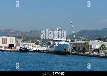 Das SUROIT-Schiff des IFREMER-Instituts für französische Forschung und Nutzung des Meeres in Brégaillon La Seyne sur Mer Stockfoto