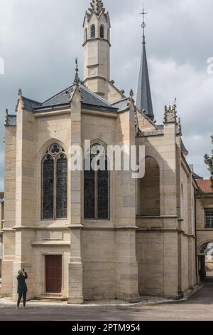 Kapelle von Chartreuse de Champmol, ehemaliges Karthuserkloster. Architekt: Pierre-Paul Petit, 1844. Dijon, Frankreich. Außen. Kirchturm. Stockfoto