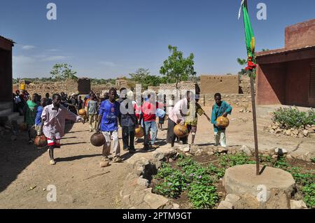 Nicolas Remene / Le Pictorium - Ende Bandiagara Region Dogon Country - 27/11/2009 - Mali / Bandiagara / Ouroli Tenne - Schule im Dorf Stockfoto