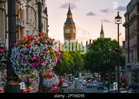 Malerischer Blick auf Londons Big Ben vom Trafalgar Square Stockfoto