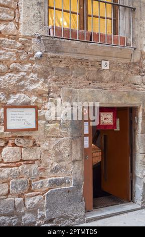 Barcelona, Spanien - 29. 2019. Dez.: Mittelalterliche Synagoge des jüdischen Viertels. Katalonien, Spanien Stockfoto