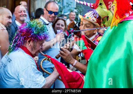 „Latin Art 66" während des Festivals Sol Y Fiesta. Occitanie, Frankreich Stockfoto