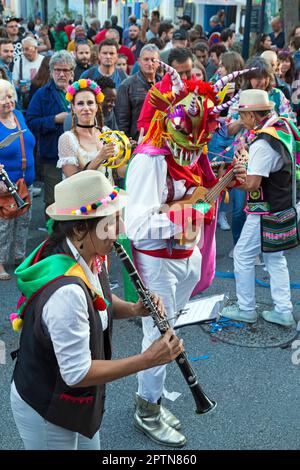 „Latin Art 66" während des Festivals Sol Y Fiesta. Occitanie, Frankreich Stockfoto