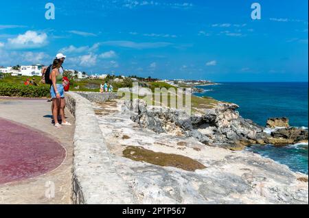 Küstenlandschaft mit Blick nach Norden, Punta Sur, Isla Mujeres, Karibikküste, Cancun, Quintana Roo, Mexiko Stockfoto