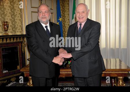 Mailand, Italien. 28. April 2023. Mailand, Treffen in der Präfektur zwischen den Justizministern Italiens und Frankreichs, Carlo Nordio und Eric Dupond-Moretti Editorial Use Only Credit: Independent Photo Agency/Alamy Live News Stockfoto