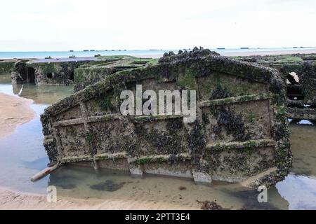 Operation Mulberry,Mulberry,künstlich,tragbar,Hafen,Hafen,Überreste,von,WW II,Zweiter Weltkrieg,Strand,AT,Gold Beach,Arromanches,Arromanches-les-Bains,Normandie,Frankreich,Französisch,Europa,Europa,Calvados,Department,Normandie,Frankreich,Französisch,Europa,Europa,Europa,Normandie,Europa, Stockfoto