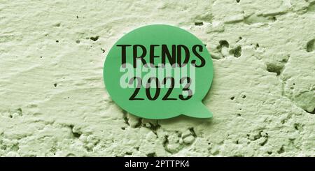 Textunterschrift präsentiert Trends 2023, Geschäftsidee im kommenden Jahr vorherrschende Tendenz wird online ausführlich diskutiert Stockfoto