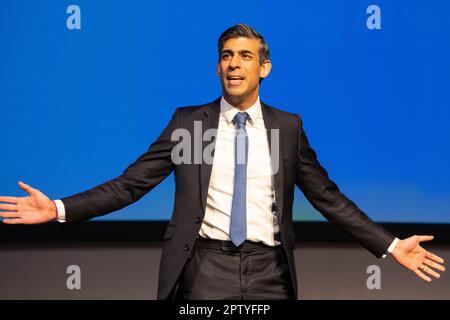 Glasgow, Schottland, Großbritannien. 28. April 2023. Schottische Konservative Konferenz 2023. Britischer Premierminister Rishi Sunak während seiner Ansprache auf der Konferenz des Scottish Events Campus (SEC) in Glasgow Credit: Kay Roxby/Alamy Live News Stockfoto