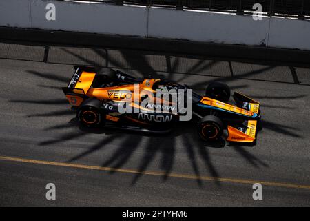 Long Beach, Kalifornien. 16. April 2023. PATO OWARD (5) aus Monterey, Mexiko, fährt während des Acura Grand Prix von Long Beach in Long Beach, CA, USA auf der Rennstrecke. Kredit: csm/Alamy Live News Stockfoto