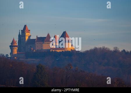 Schloss Kreuzenstein in Niederösterreich, Österreich Stockfoto
