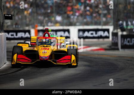 Long Beach, Kalifornien. 16. April 2023. ROMAIN GROSJEAN (28) aus Genf, Schweiz, fährt während des Acura Grand Prix von Long Beach in Long Beach, Kalifornien, USA auf der Rennstrecke. Kredit: csm/Alamy Live News Stockfoto