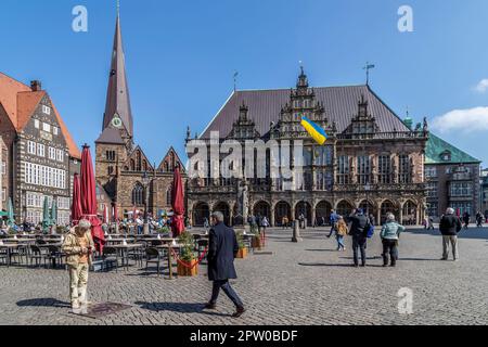 Das Rathaus am Rande des Marktplatzes in der Altstadt von Bremen. Stockfoto