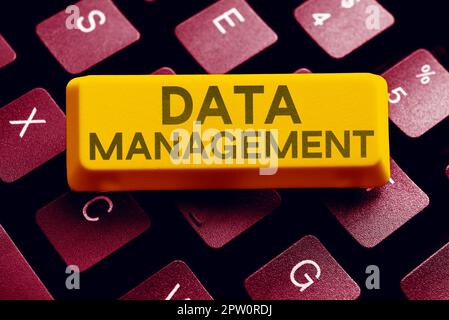 Schreiben Anzeigen von Text Datenverwaltung, Internet-Konzeptdisziplinen im Zusammenhang mit der Datenverwaltung als wertvolle Ressource Stockfoto