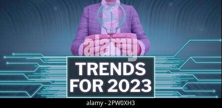 Schild mit Trends für 2023, Internet-Konzeptliste von Dingen, die in diesem Jahr sehr schnell populär wurden Stockfoto