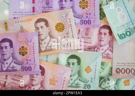 Thailändische Baht-Banknoten. Bargeld aus Thailand. Stockfoto