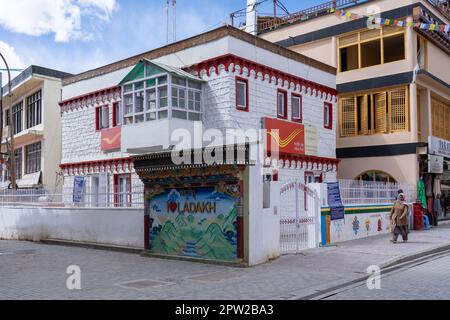 Postamt in Leh, Indien Stockfoto