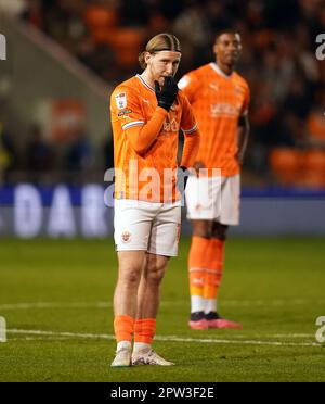 Josh Bowler von Blackpool während des Sky Bet Championship-Spiels in der Bloomfield Road, Blackpool. Foto: Freitag, 28. April 2023. Stockfoto