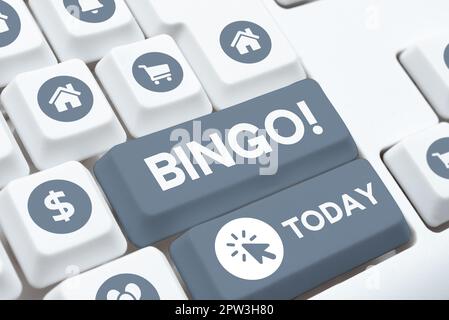 Handschriftentext Bingo, Konzept, das Spiel des Zufalls bedeutet, in dem jeder Spieler mit gedruckten Zahlen übereinstimmt Stockfoto