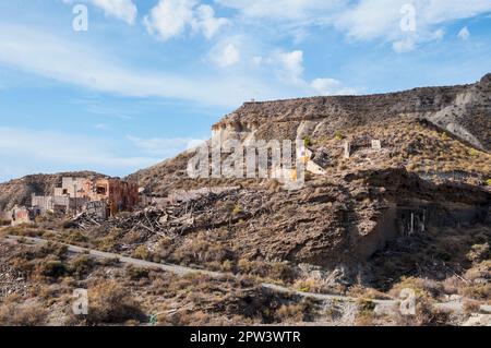 09-22-2022. Almeria, Andalucía, Spanien. Fuerte El Condor. Verlassener Film in der Wüste Almeria Stockfoto