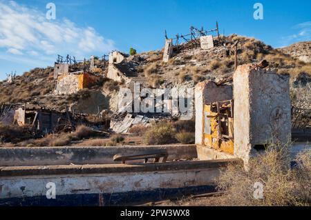 09-22-2022. Almeria, Andalucía, Spanien. Fuerte El Condor. Verlassener Film in der Wüste Almeria Stockfoto