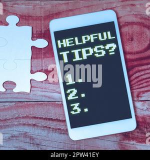 Text-Zeichen mit hilfreichen Tipps, Internet-Konzept Ratschläge gegeben, um hilfreiche Wissen im Leben zu sein Stockfoto