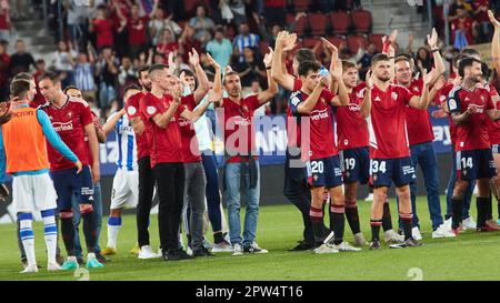 Pamplona, Spanien. 28. April 2023. Sport. Fußball. Tribut an die Osasuna-Spieler, die im Finale der Copa del Rey 2005 mitgespielt haben. Kredit: Inigo Alzugaray/CordonPress Kredit: CORDON PRESS/Alamy Live News Stockfoto