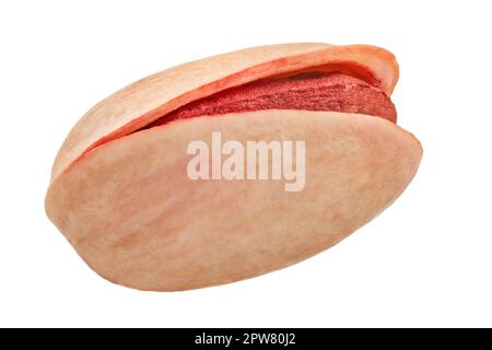 Einzelne rote Türkische Pistazien auf weißem Hintergrund ohne Schatten isoliert. Stockfoto