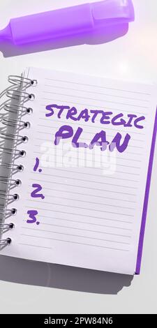 Schreiben mit Text Strategieplan, Internetkonzept Ein Prozess der Strategiedefinition und Entscheidungsfindung Stockfoto
